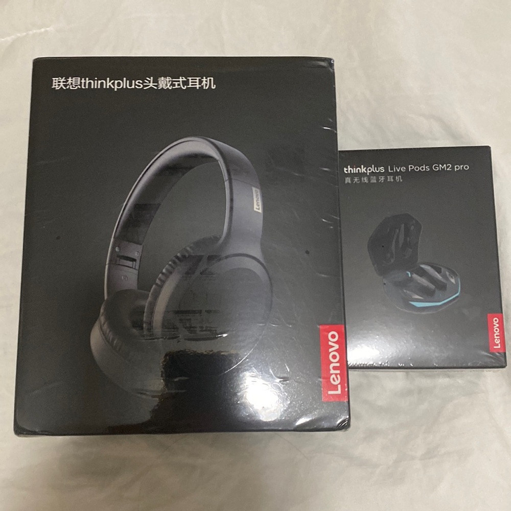 Lenovo headphones + earbuds set